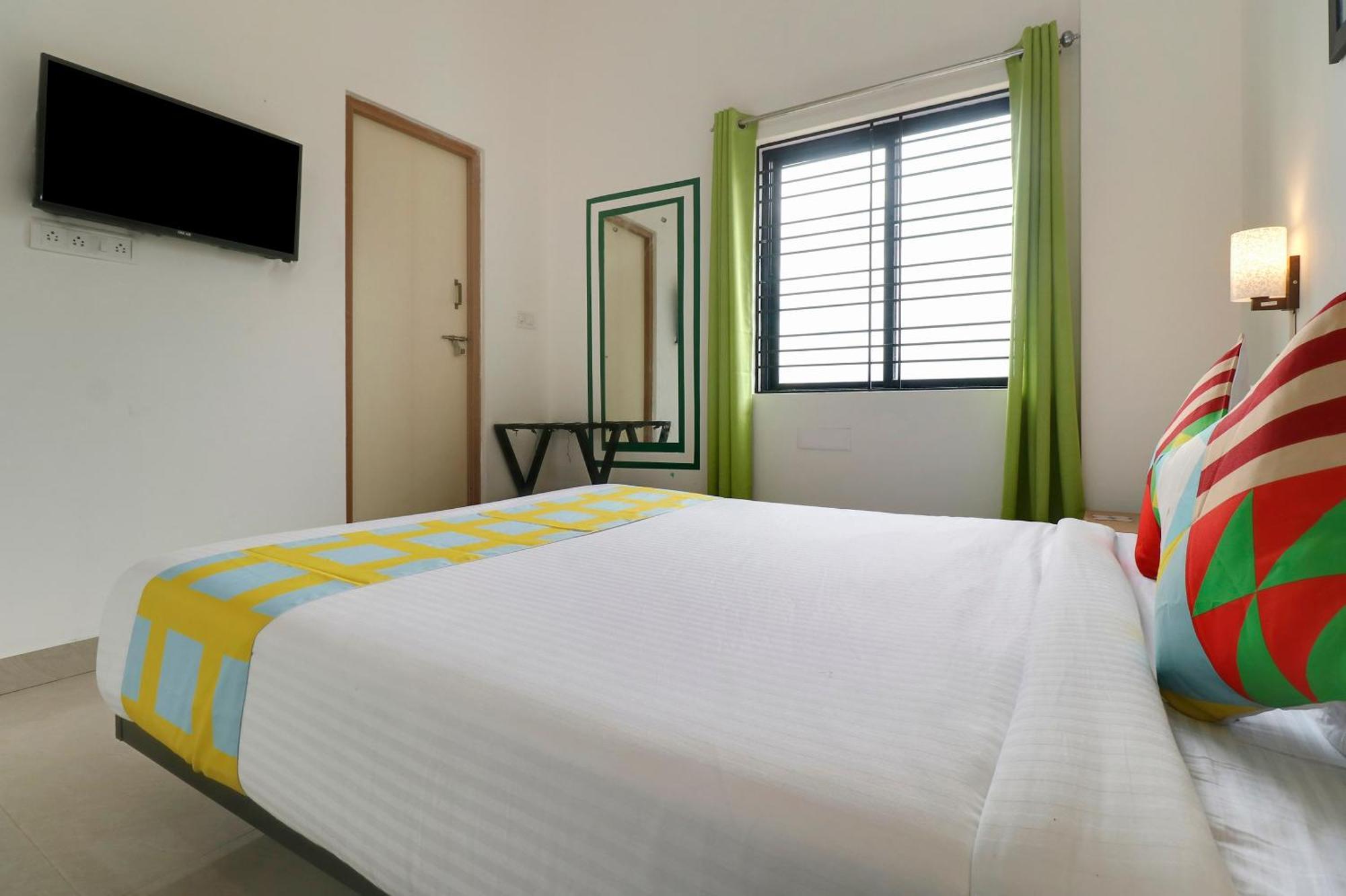 Hotel O Leva Homes Near Baiyappanahalli Metro Station Бангалор Екстериор снимка