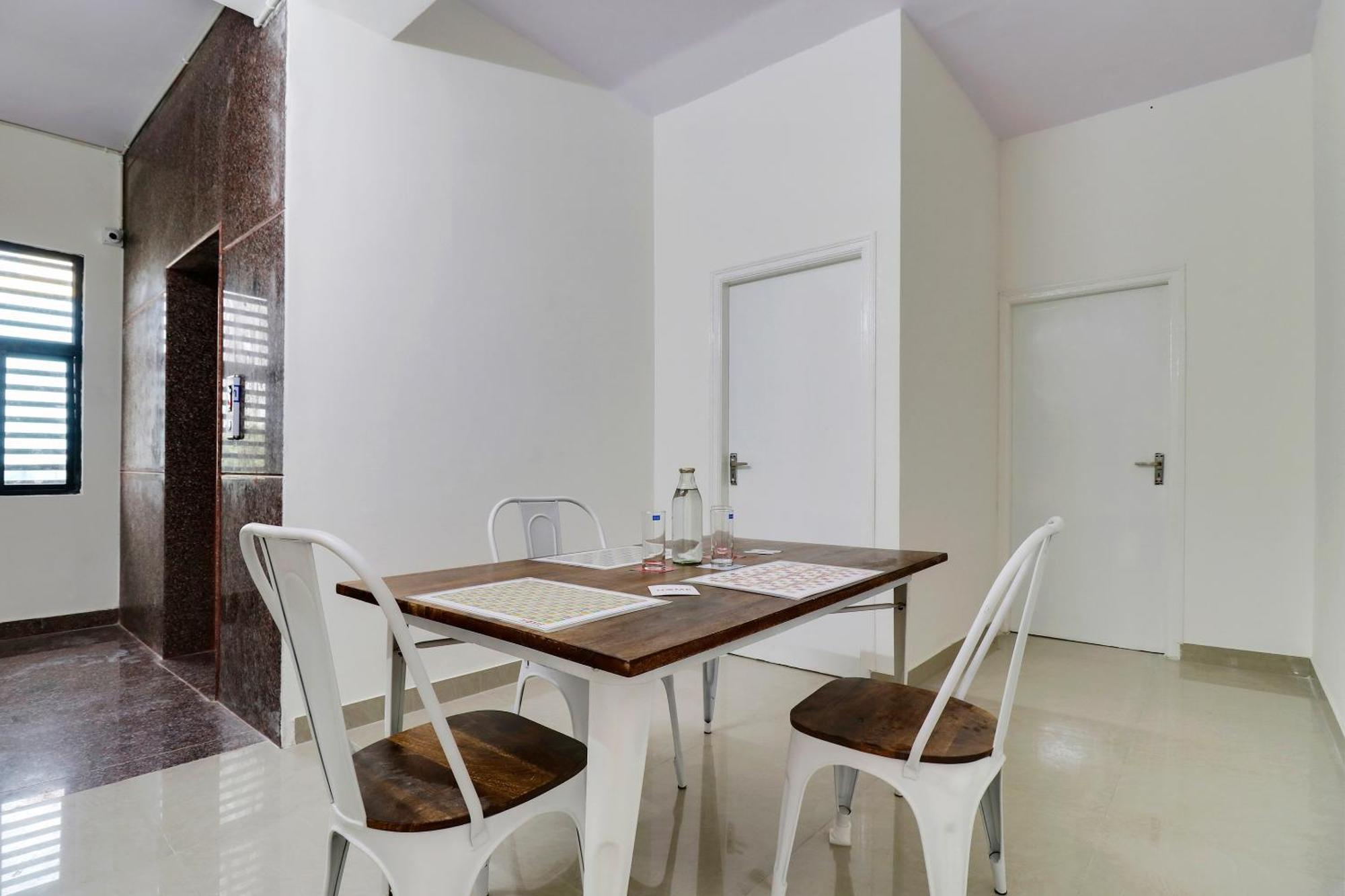 Hotel O Leva Homes Near Baiyappanahalli Metro Station Бангалор Екстериор снимка