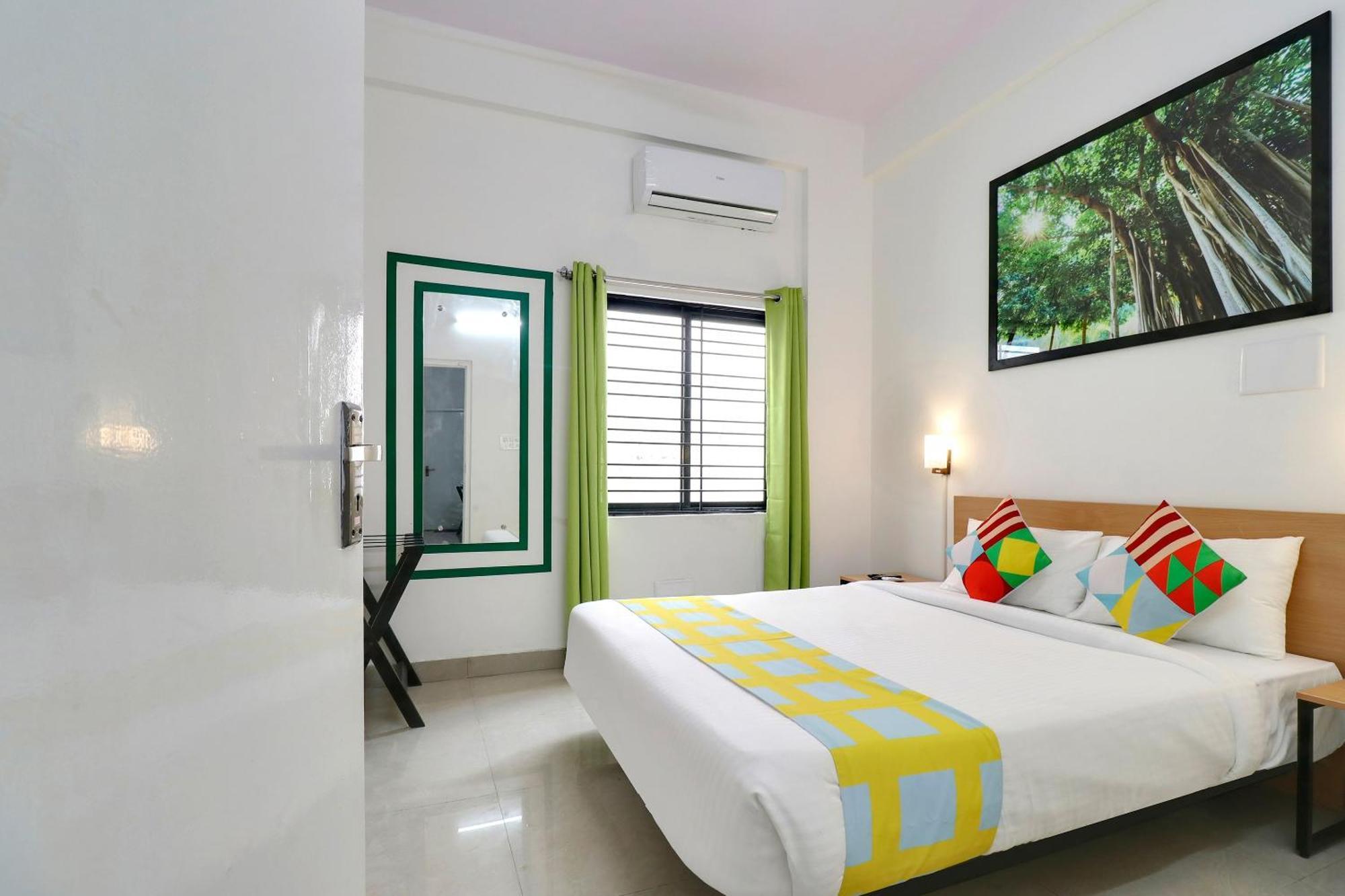 Hotel O Leva Homes Near Baiyappanahalli Metro Station Бангалор Екстериор снимка