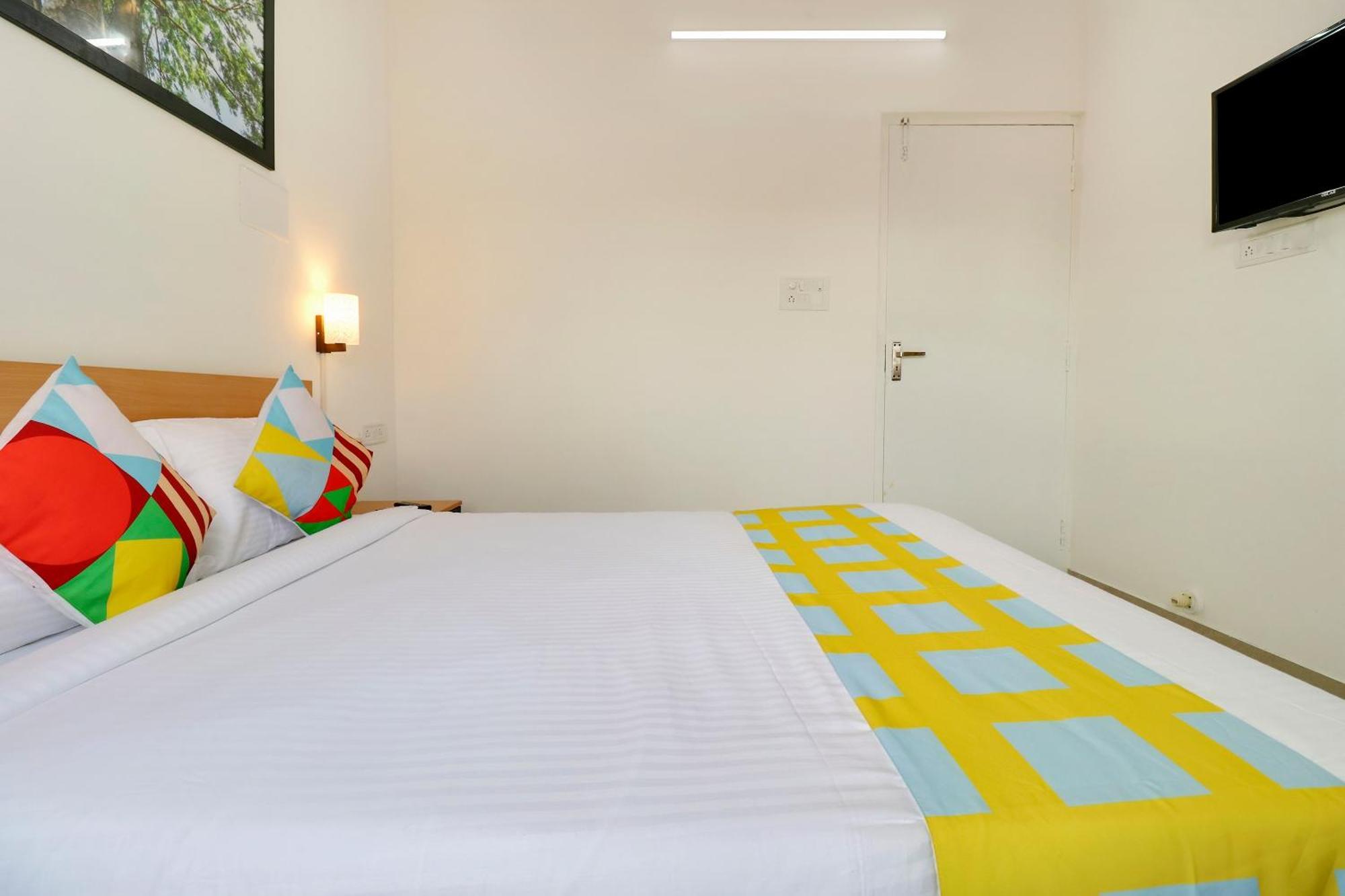 Hotel O Leva Homes Near Baiyappanahalli Metro Station Бангалор Екстериор снимка